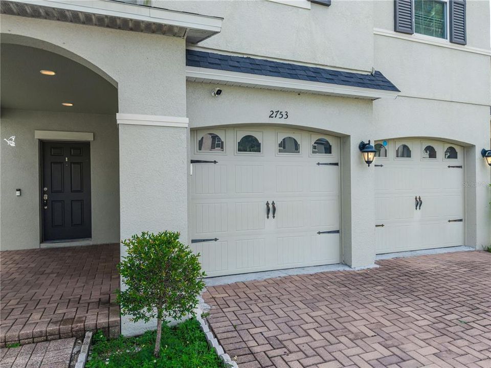 For Sale: $459,995 (4 beds, 2 baths, 2338 Square Feet)