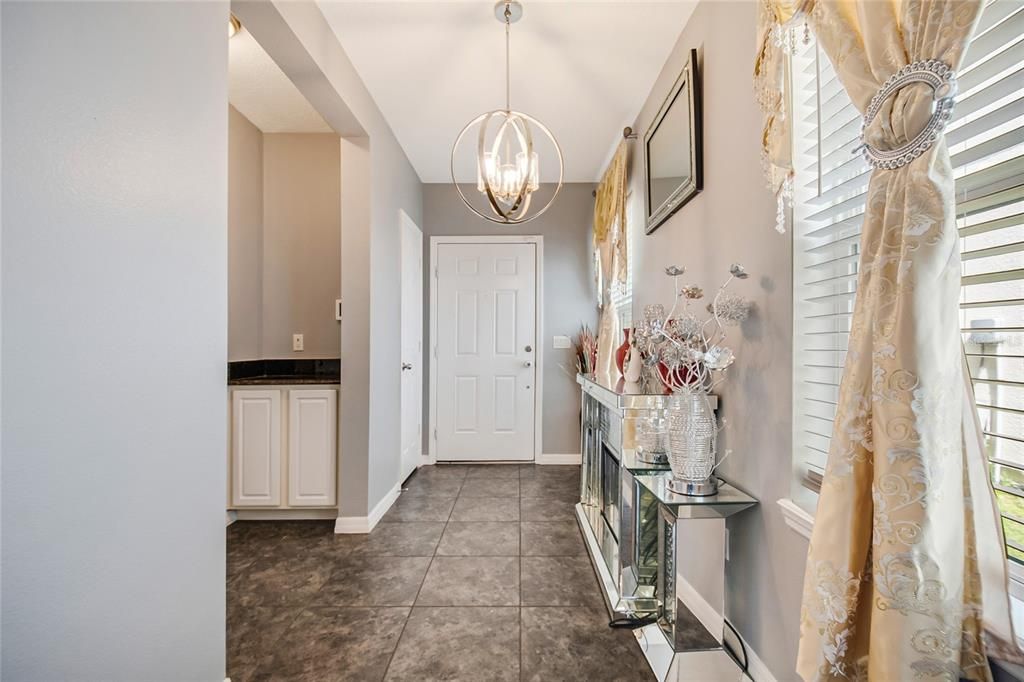 For Sale: $459,995 (4 beds, 2 baths, 2338 Square Feet)