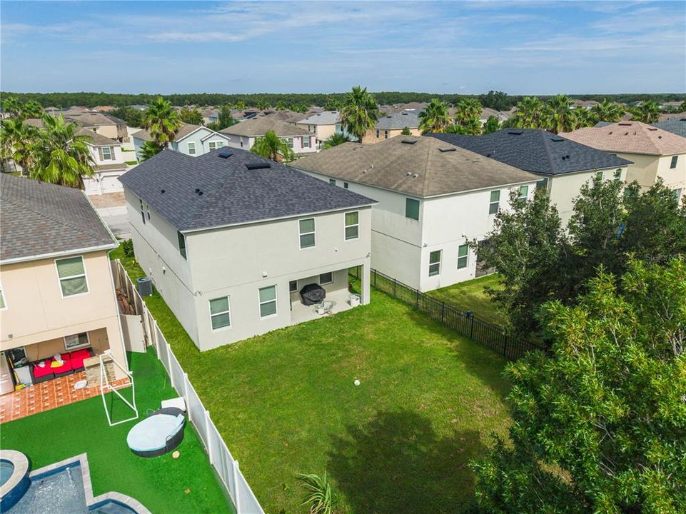 For Sale: $459,995 (4 beds, 2 baths, 2338 Square Feet)