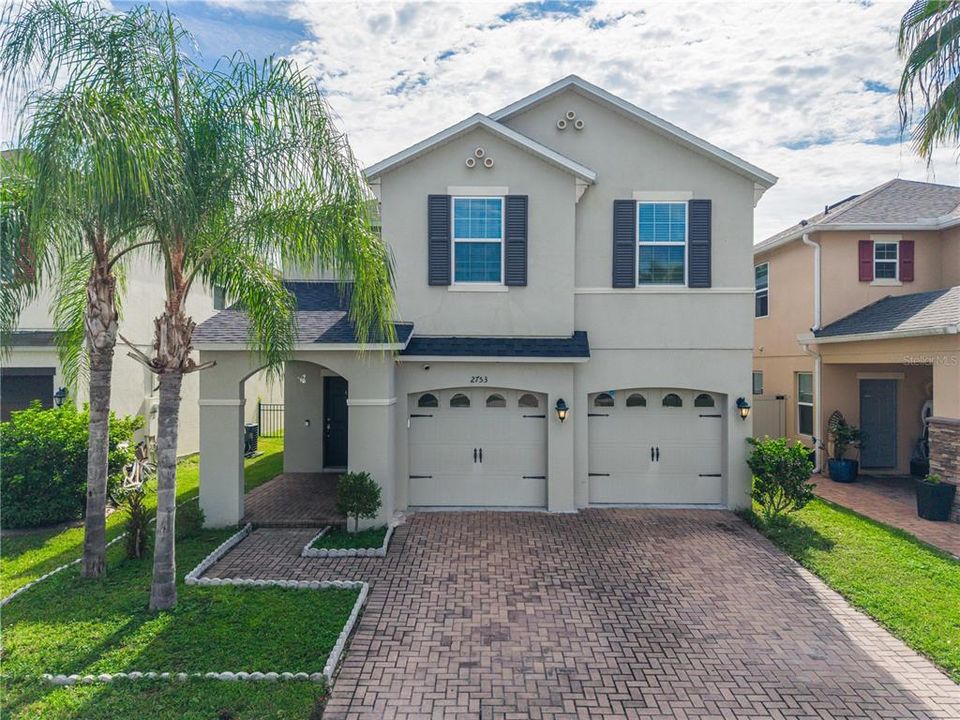 For Sale: $459,995 (4 beds, 2 baths, 2338 Square Feet)