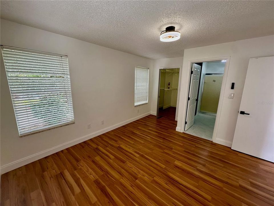 For Rent: $2,295 (3 beds, 2 baths, 1393 Square Feet)