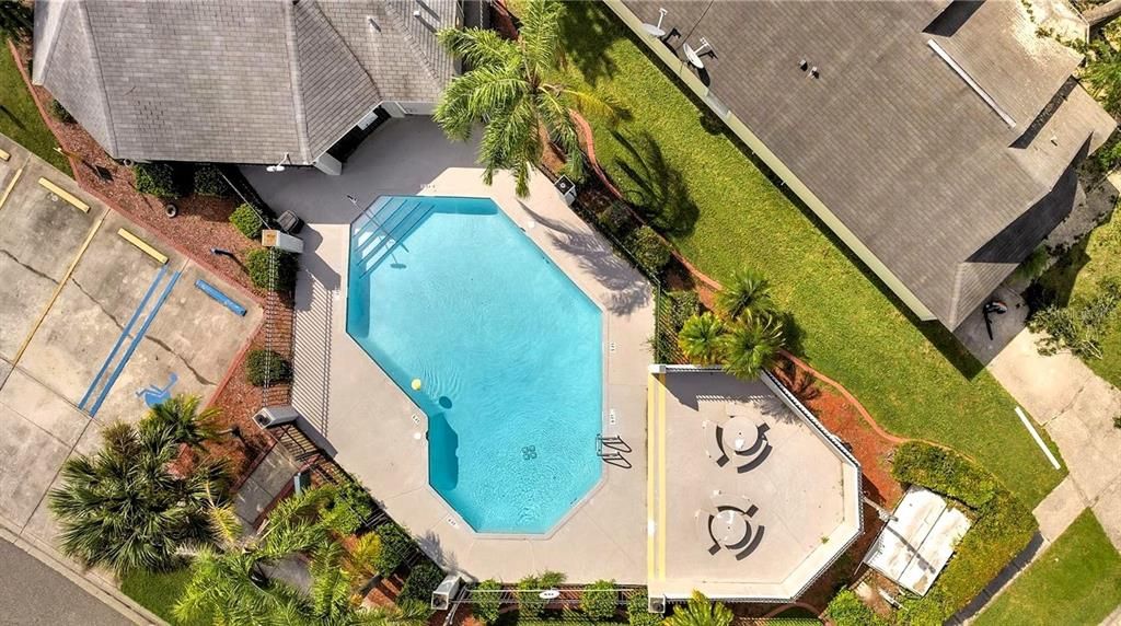 For Rent: $2,295 (3 beds, 2 baths, 1393 Square Feet)