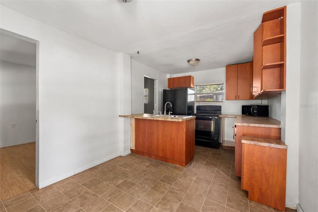 Activo con contrato: $135,000 (2 camas, 1 baños, 800 Pies cuadrados)