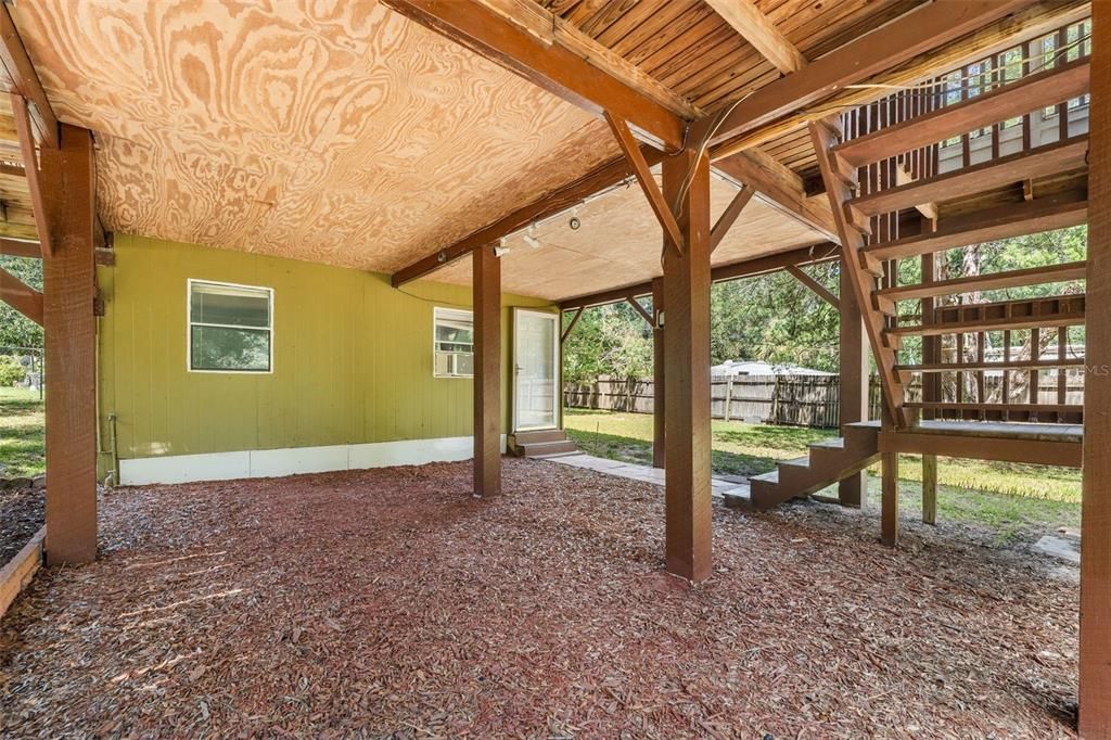 Activo con contrato: $135,000 (2 camas, 1 baños, 800 Pies cuadrados)