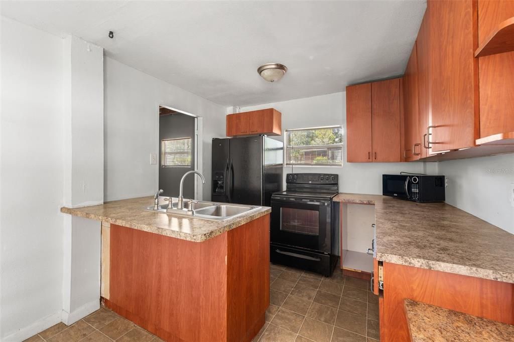 Activo con contrato: $135,000 (2 camas, 1 baños, 800 Pies cuadrados)