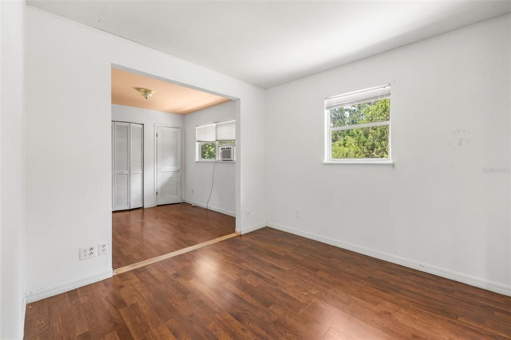 Activo con contrato: $135,000 (2 camas, 1 baños, 800 Pies cuadrados)