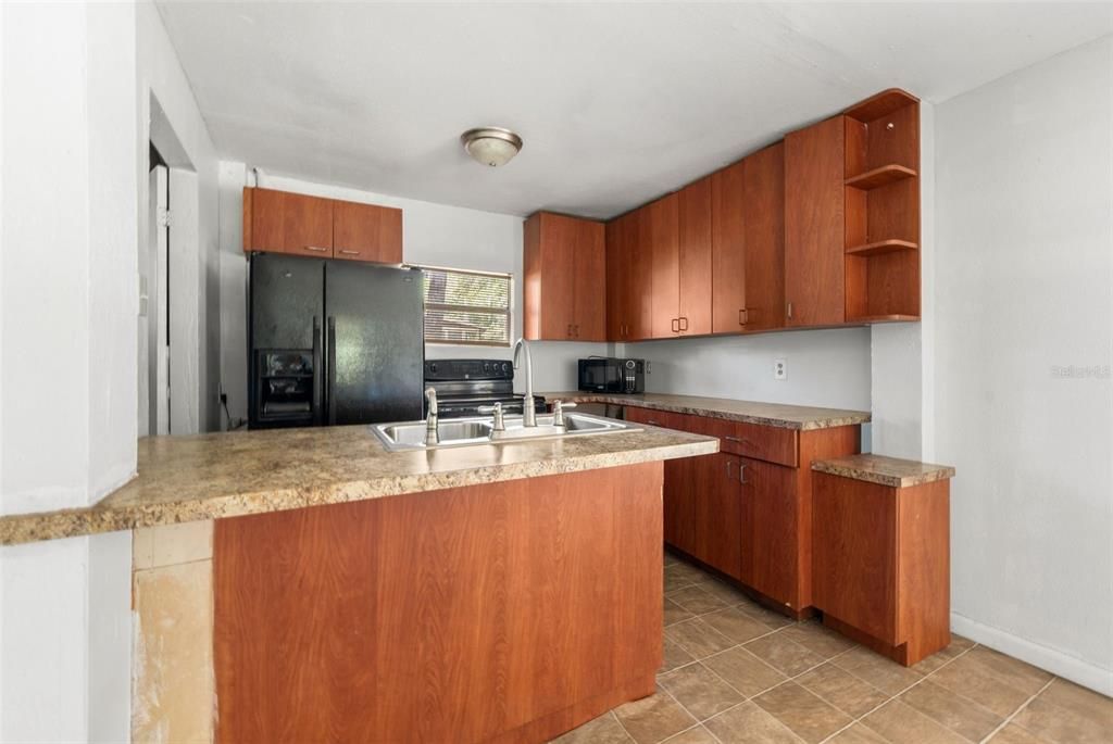Activo con contrato: $135,000 (2 camas, 1 baños, 800 Pies cuadrados)