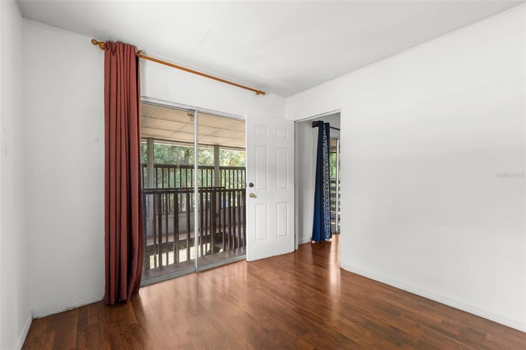 Activo con contrato: $135,000 (2 camas, 1 baños, 800 Pies cuadrados)