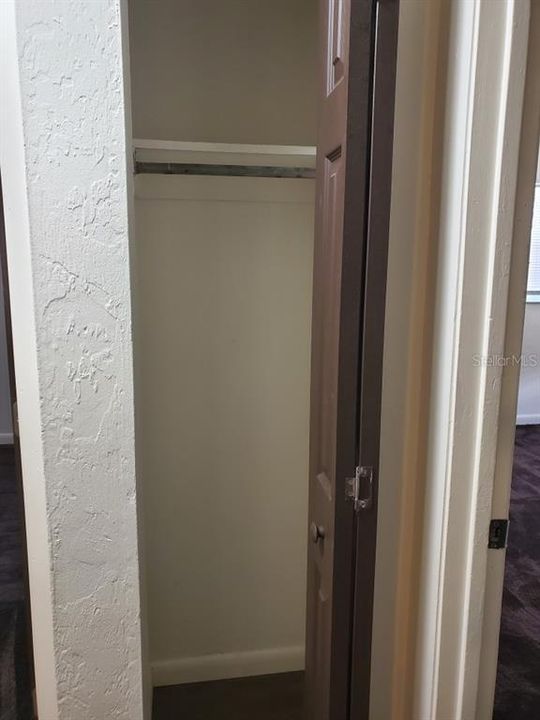 For Rent: $1,875 (3 beds, 2 baths, 1275 Square Feet)
