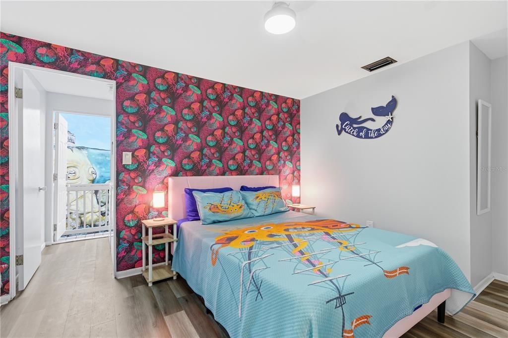 En Venta: $2,690,000 (6 camas, 4 baños, 2050 Pies cuadrados)