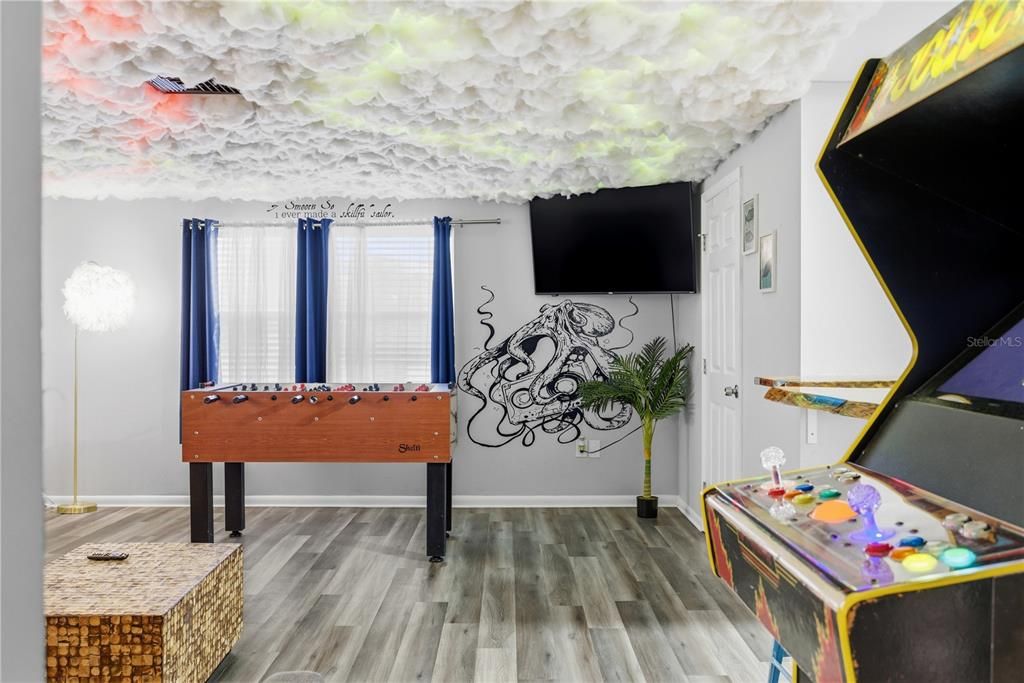 En Venta: $2,690,000 (6 camas, 4 baños, 2050 Pies cuadrados)