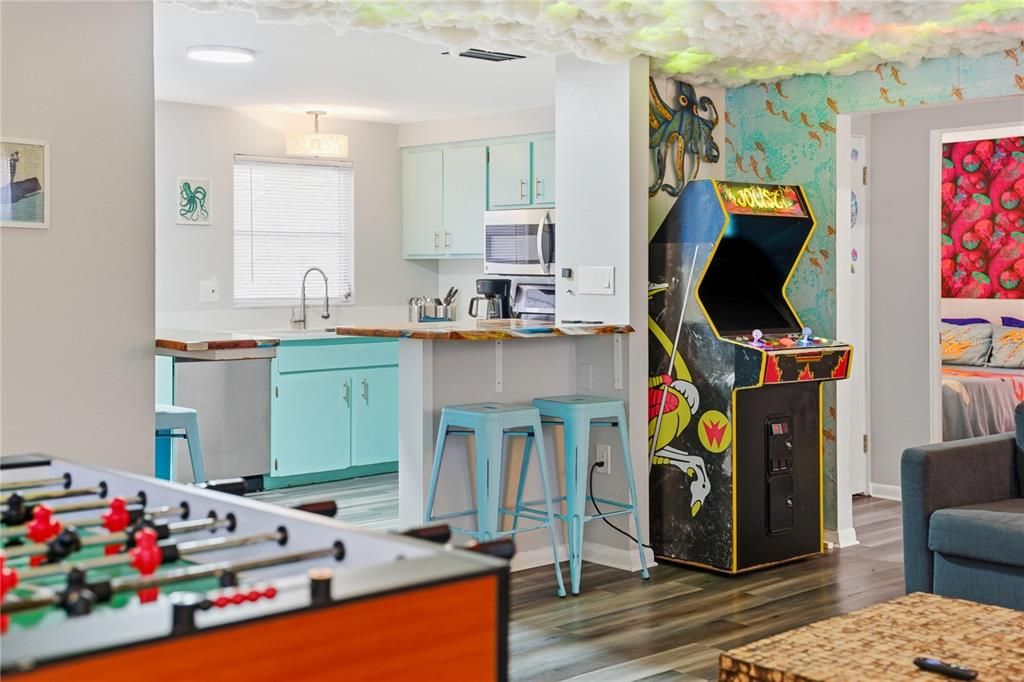 En Venta: $2,690,000 (6 camas, 4 baños, 2050 Pies cuadrados)