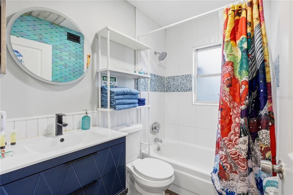 En Venta: $2,690,000 (6 camas, 4 baños, 2050 Pies cuadrados)