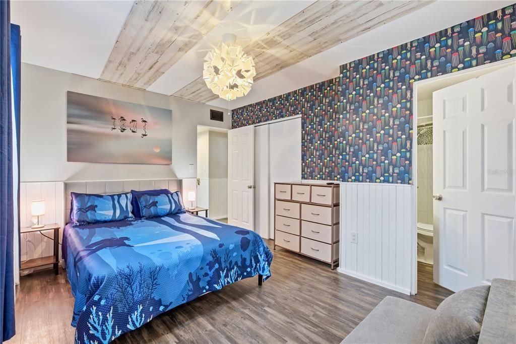 En Venta: $2,690,000 (6 camas, 4 baños, 2050 Pies cuadrados)