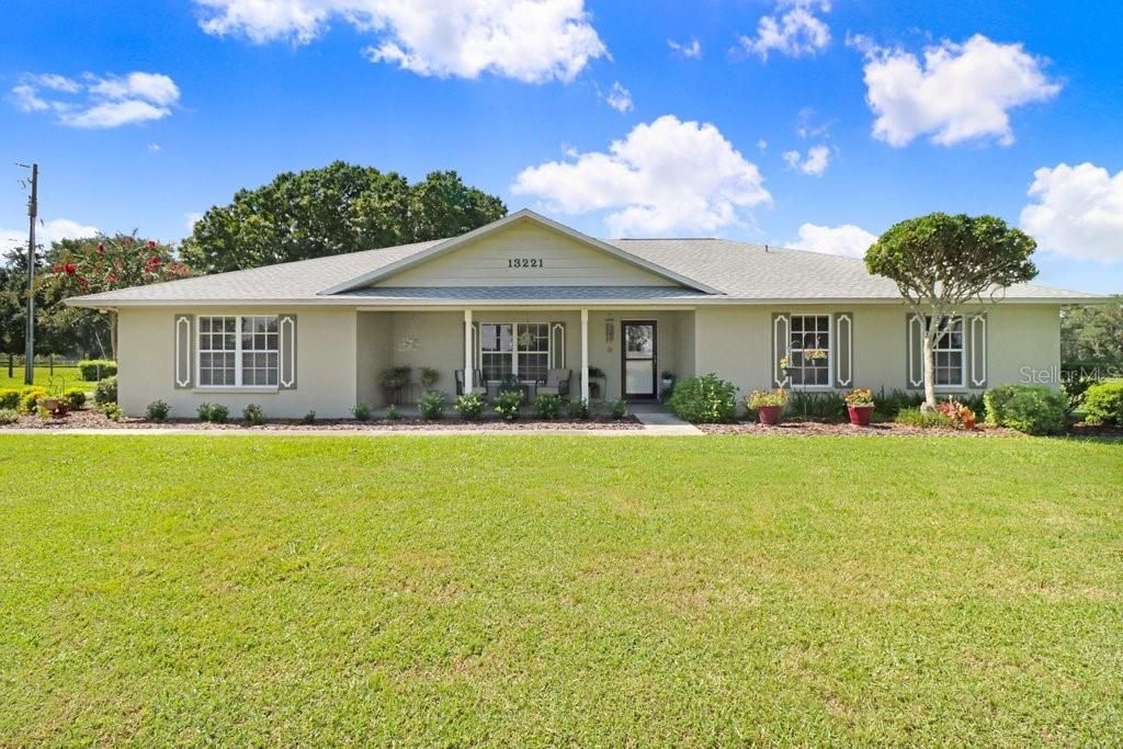 En Venta: $900,000 (4 camas, 3 baños, 2599 Pies cuadrados)