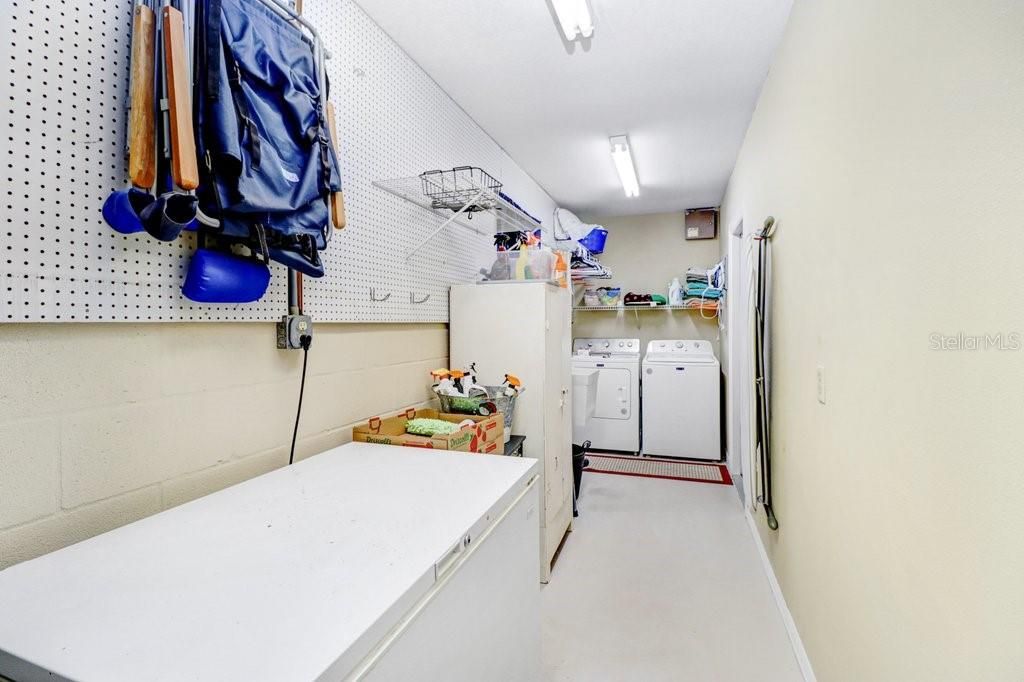 En Venta: $900,000 (4 camas, 3 baños, 2599 Pies cuadrados)
