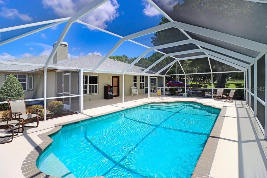 En Venta: $900,000 (4 camas, 3 baños, 2599 Pies cuadrados)