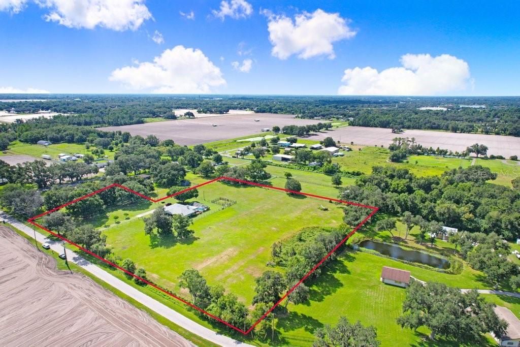 En Venta: $900,000 (4 camas, 3 baños, 2599 Pies cuadrados)