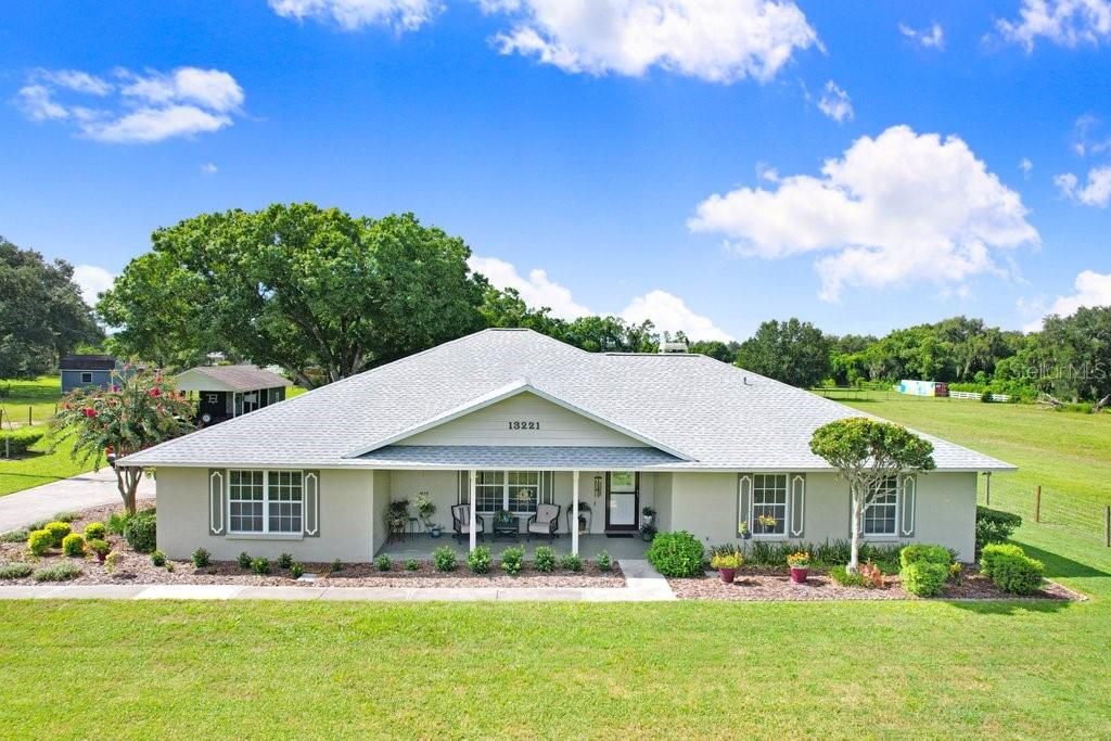 En Venta: $900,000 (4 camas, 3 baños, 2599 Pies cuadrados)