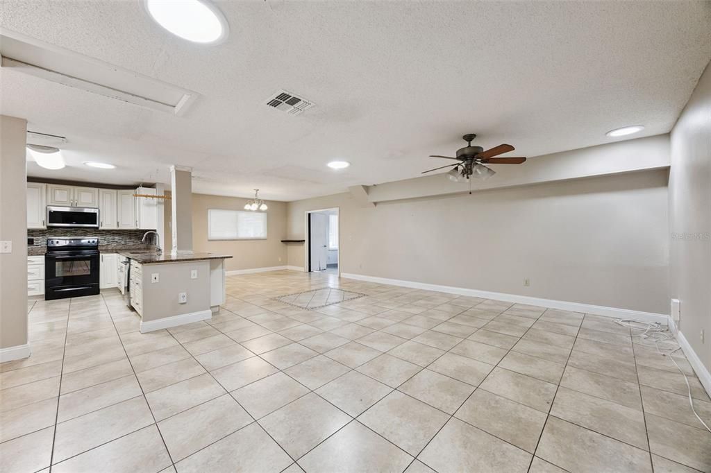 For Sale: $559,000 (4 beds, 2 baths, 2255 Square Feet)
