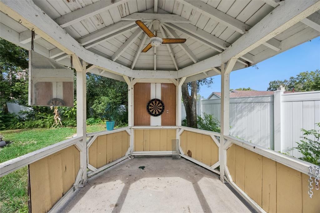 For Sale: $559,000 (4 beds, 2 baths, 2255 Square Feet)