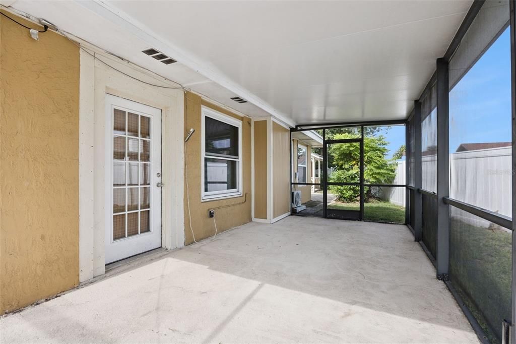 For Sale: $559,000 (4 beds, 2 baths, 2255 Square Feet)