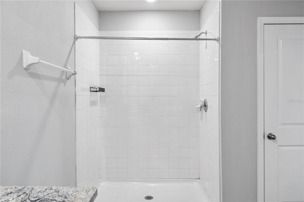 En Renta: $2,700 (4 camas, 2 baños, 2260 Pies cuadrados)