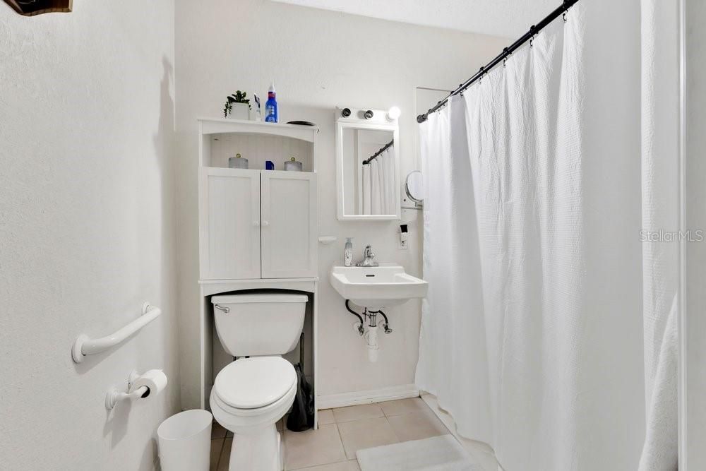 На продажу: $695,000 (3 спален, 3 ванн, 1653 Квадратных фут)