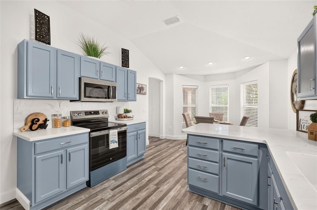 For Sale: $395,000 (3 beds, 2 baths, 1560 Square Feet)