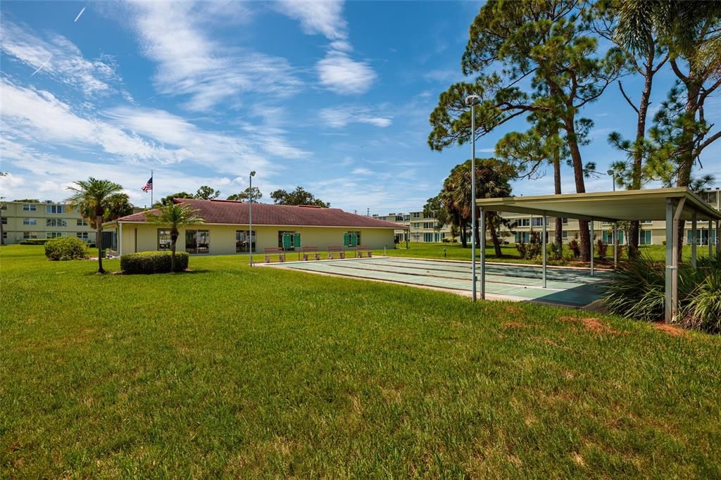 For Rent: $1,800 (2 beds, 2 baths, 1035 Square Feet)