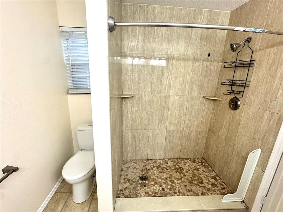 В аренду: $3,495 (5 спален, 3 ванн, 2400 Квадратных фут)