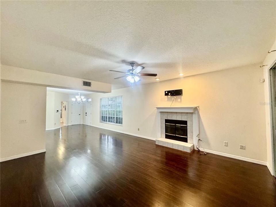В аренду: $3,495 (5 спален, 3 ванн, 2400 Квадратных фут)