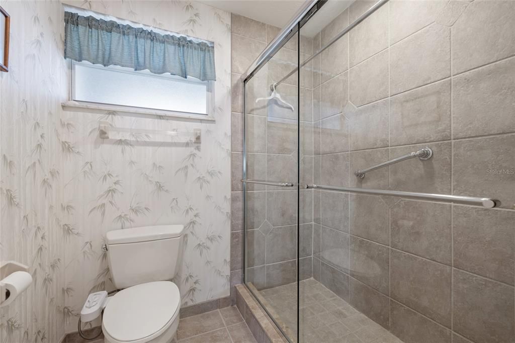 For Sale: $520,000 (2 beds, 2 baths, 1072 Square Feet)