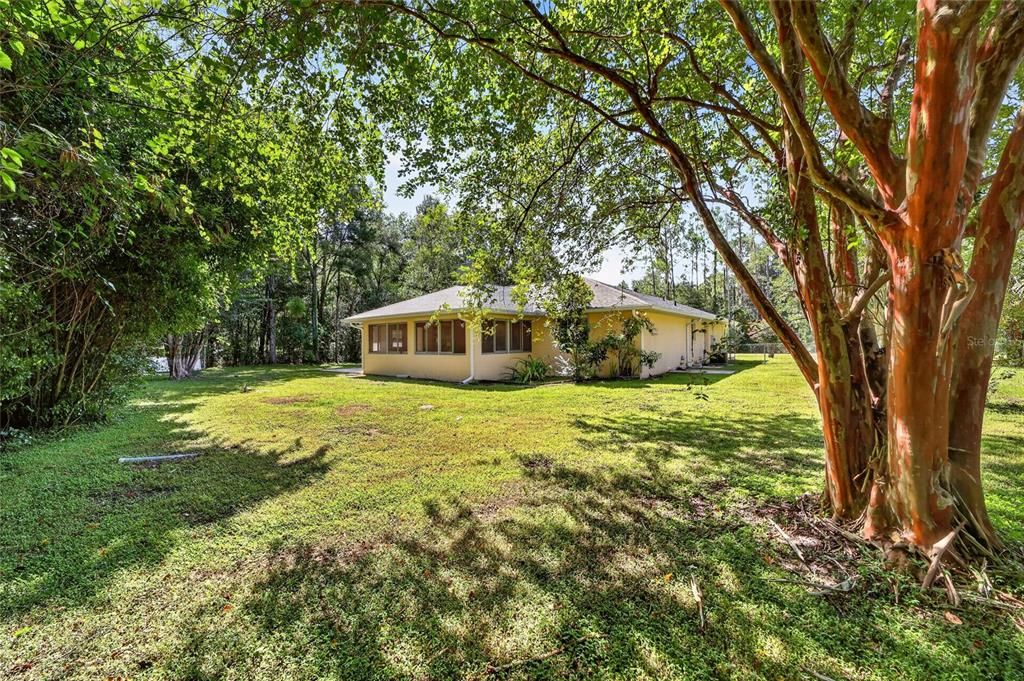 Active With Contract: $237,000 (3 beds, 2 baths, 1685 Square Feet)