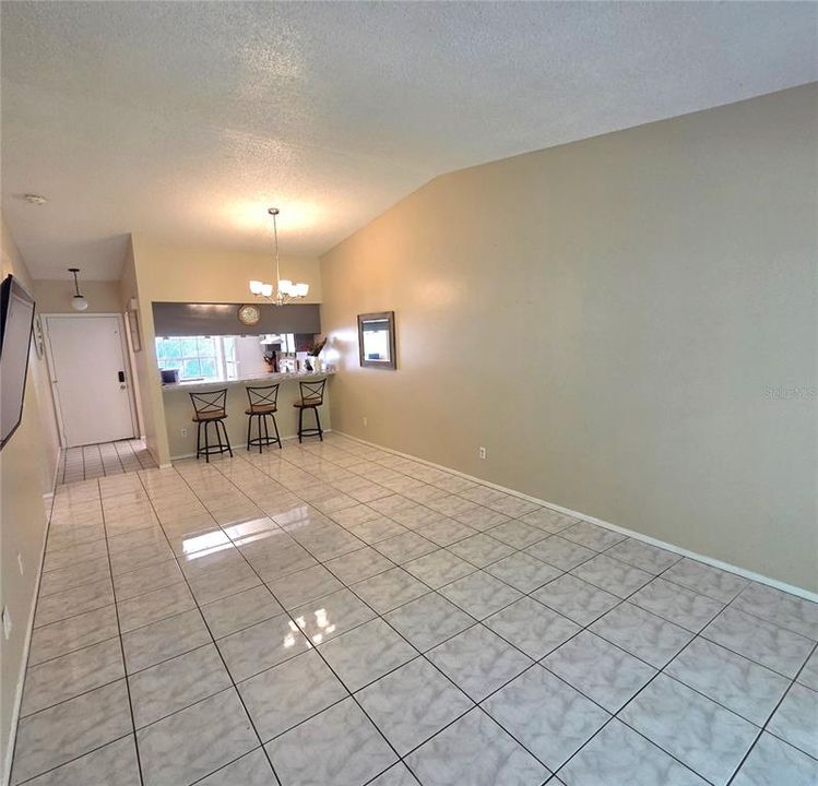 En Venta: $235,000 (2 camas, 2 baños, 956 Pies cuadrados)