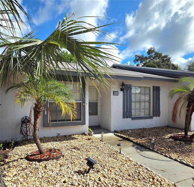 En Venta: $235,000 (2 camas, 2 baños, 956 Pies cuadrados)
