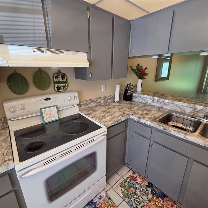 En Venta: $235,000 (2 camas, 2 baños, 956 Pies cuadrados)