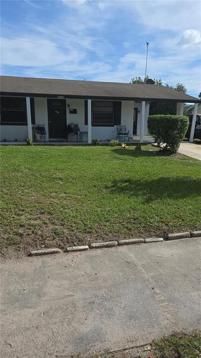 En Venta: $239,000 (3 camas, 2 baños, 1295 Pies cuadrados)