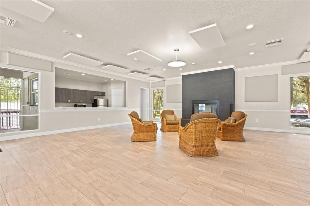 На продажу: $329,000 (3 спален, 2 ванн, 1332 Квадратных фут)