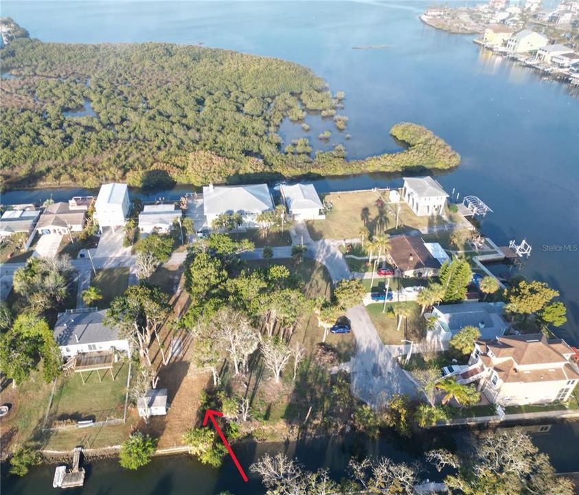 待售: $214,900 (0.19 acres)