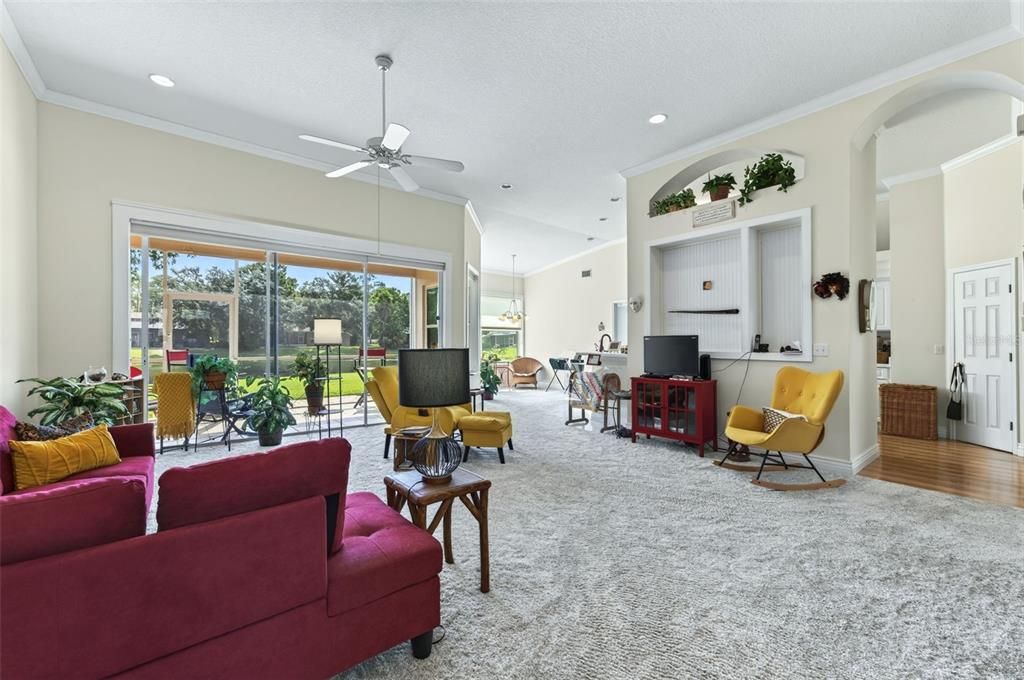 For Sale: $395,000 (3 beds, 2 baths, 1957 Square Feet)