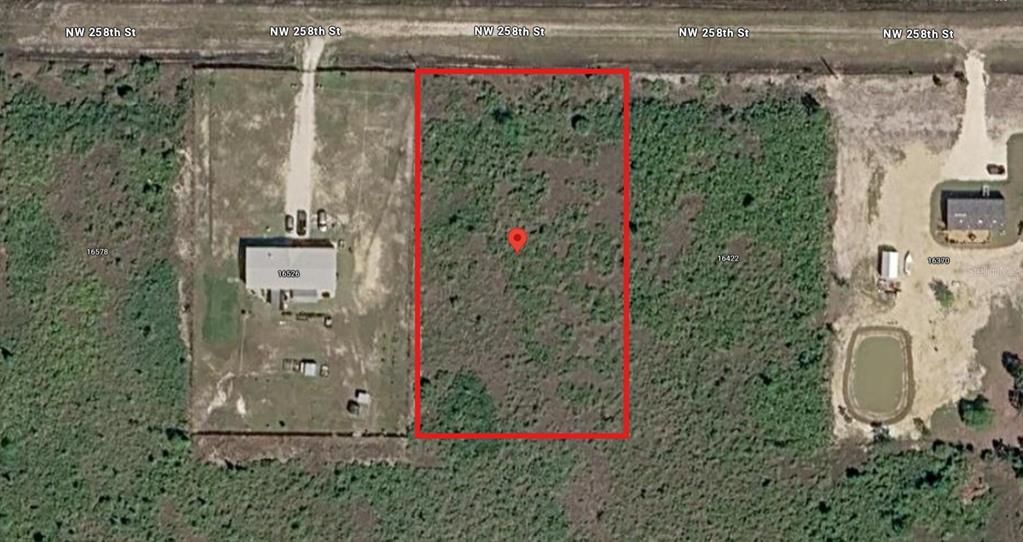 En Venta: $32,000 (1.25 acres)