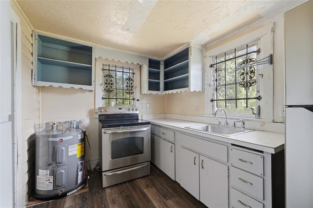 En Venta: $525,000 (0 camas, 0 baños, 1012 Pies cuadrados)