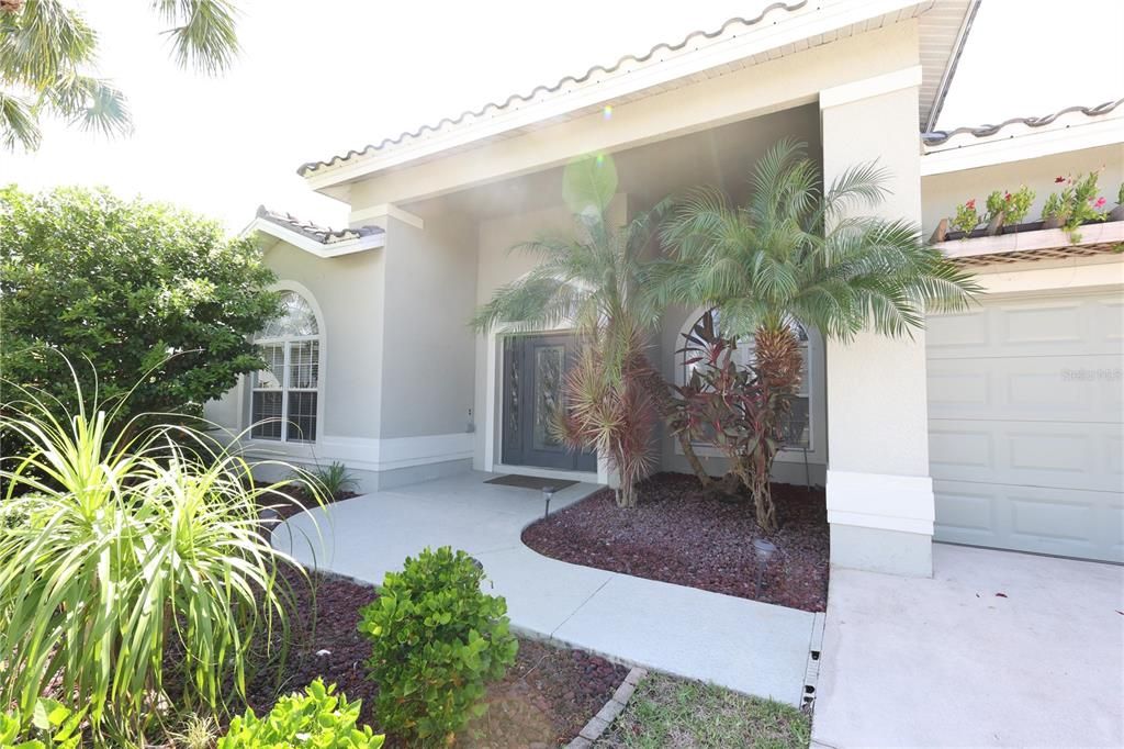 For Sale: $575,000 (5 beds, 3 baths, 2826 Square Feet)