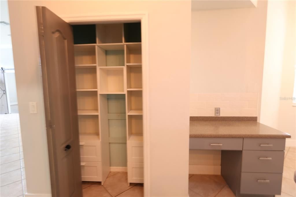For Sale: $575,000 (5 beds, 3 baths, 2826 Square Feet)