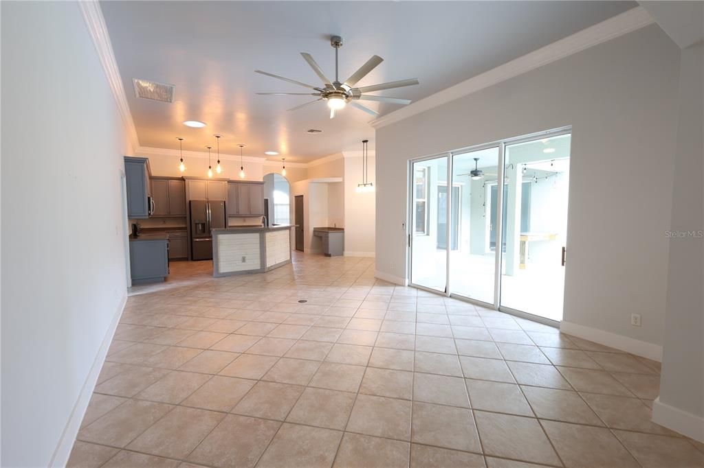 For Sale: $575,000 (5 beds, 3 baths, 2826 Square Feet)