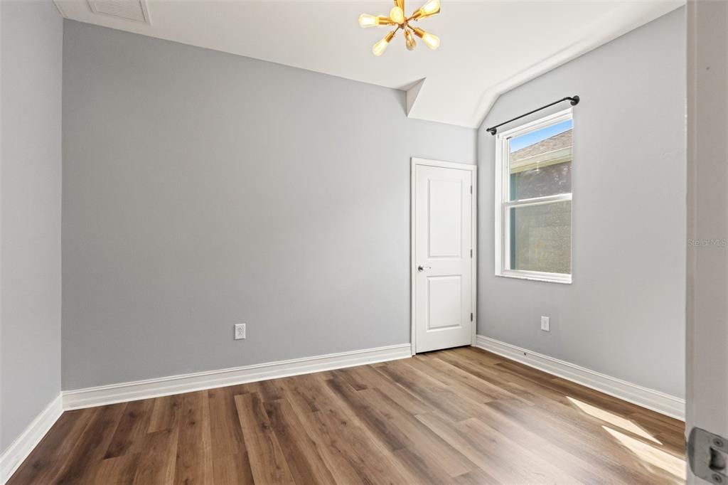 For Sale: $600,000 (4 beds, 4 baths, 2770 Square Feet)