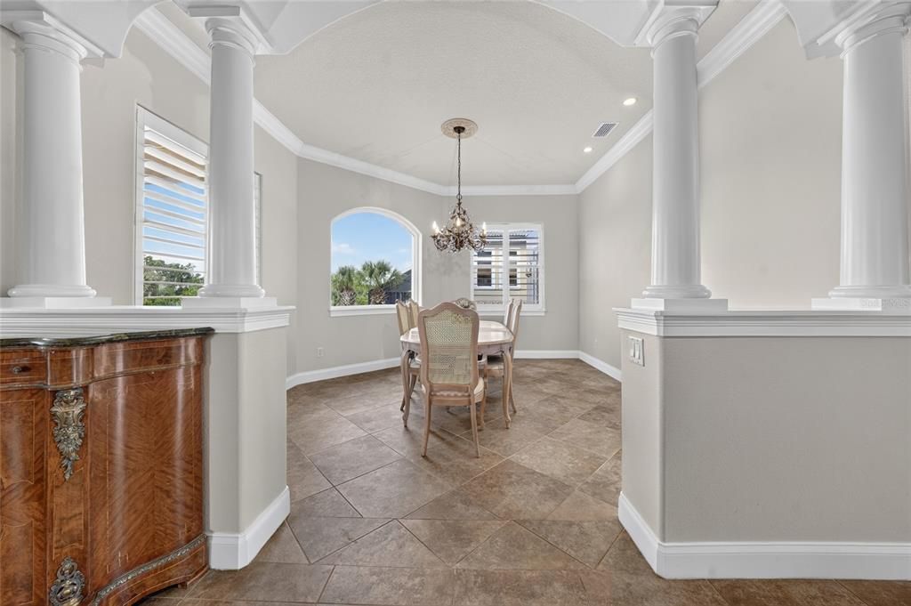 For Sale: $2,699,000 (6 beds, 4 baths, 5162 Square Feet)