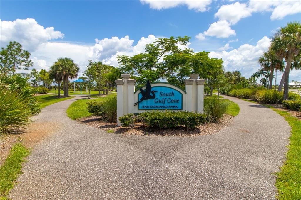 На продажу: $245,000 (0.43 acres)
