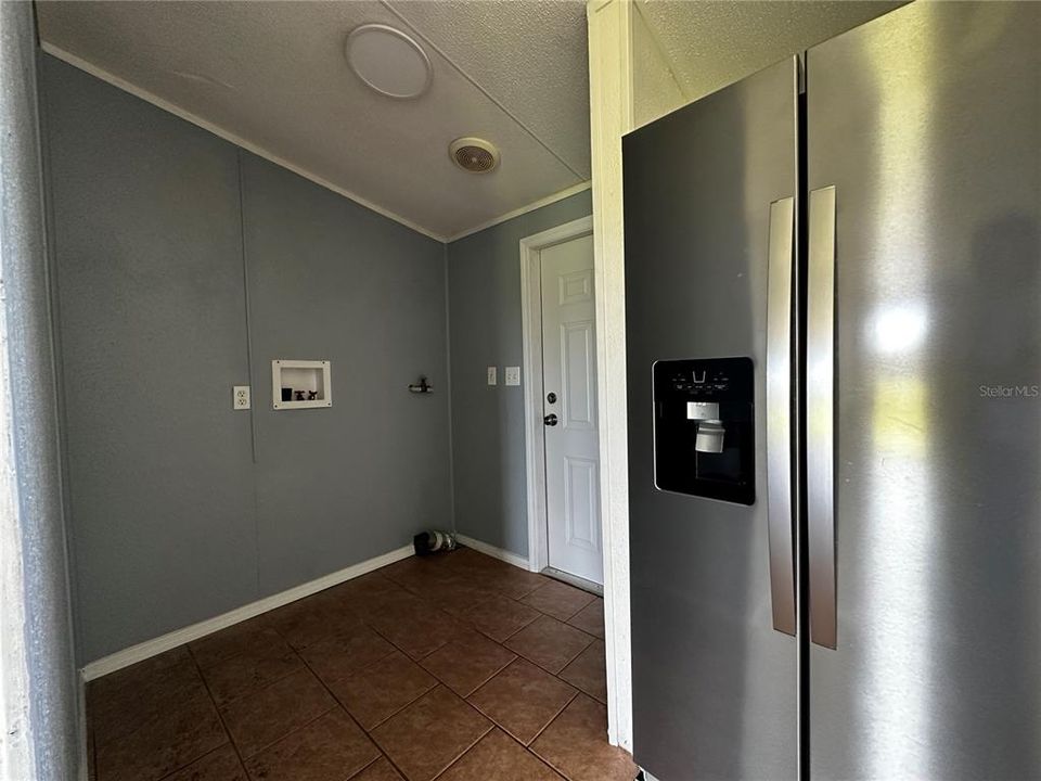 En Venta: $279,900 (4 camas, 2 baños, 1368 Pies cuadrados)